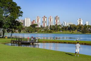 Previsão do tempo no Paraná: calor, chuva e frio ao longo da semana