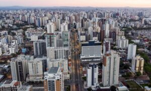 Curitiba lidera ranking nacional de ascensão econômica, diz estudo